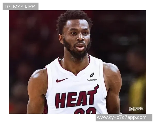 斯波称赞维金斯逐渐适应新角色展现高水平潜力