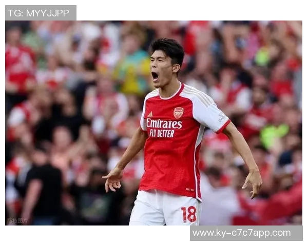 富安健洋加盟阿贾克斯因信任感强烈期待明年英格兰拉练之旅