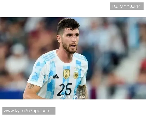 尤文图斯关注伯恩茅斯后卫塞内西有意今夏引进身价2200万欧球员 尤文图斯关注伯恩茅斯后卫塞内西有意今夏引进身价2200万欧球员